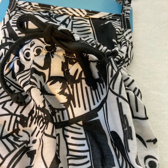 SMALL DOG ROMPER NWT SIZE XS - Picture 3 of 4